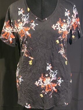 EVRI Black V-Neck Short Sleeve Top with Orange & White Floral Print